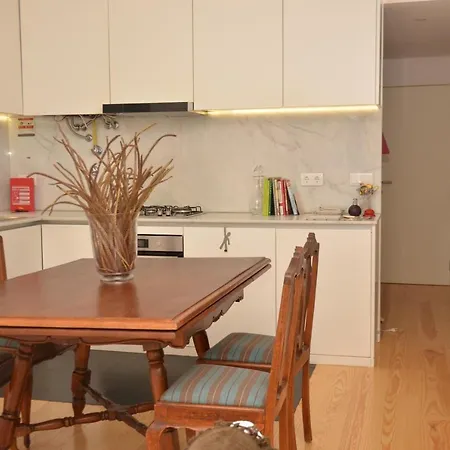 Jenny And Carmie Town House Nyaraló Viana do Castelo