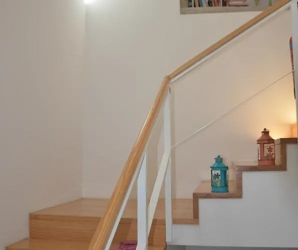 Jenny&carmie Town House